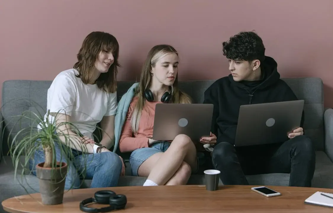 1. Veidojiet biznesa plānu kopā ar komandu